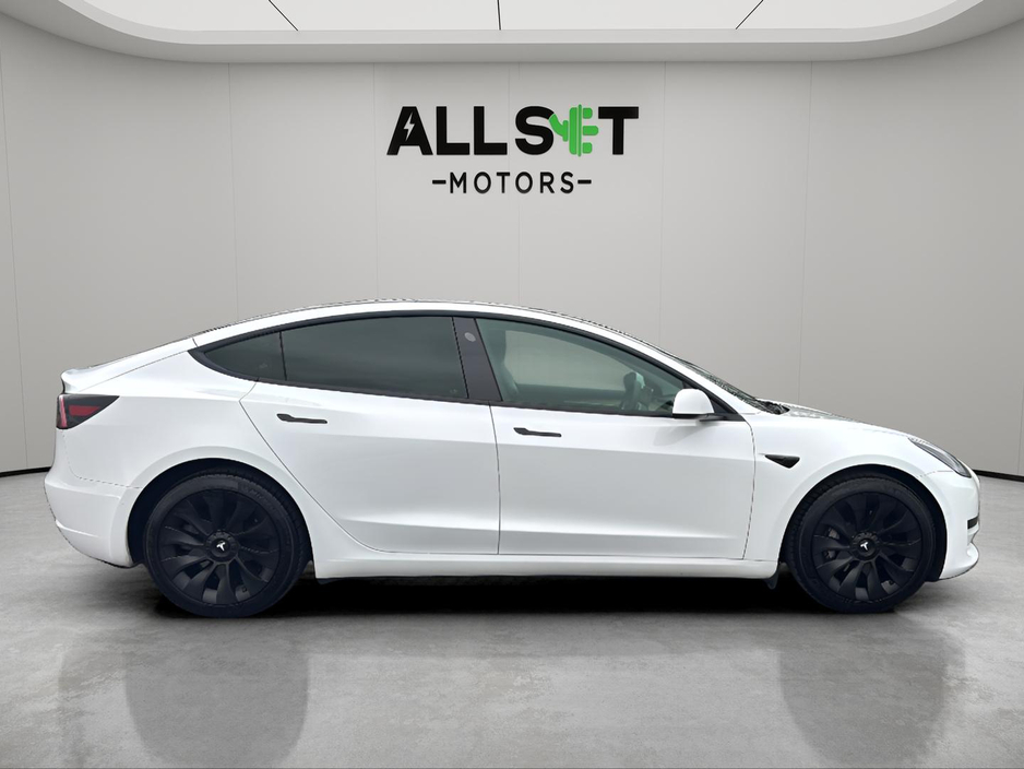 2021 Tesla Model 3 - image 13
