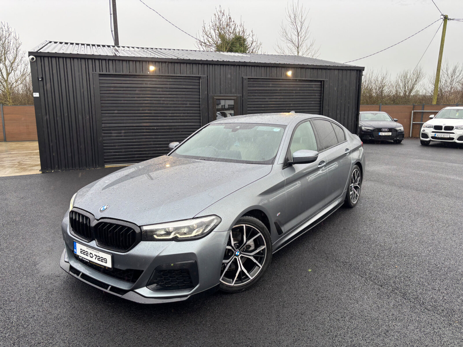 2022 BMW 5 Series - image 14