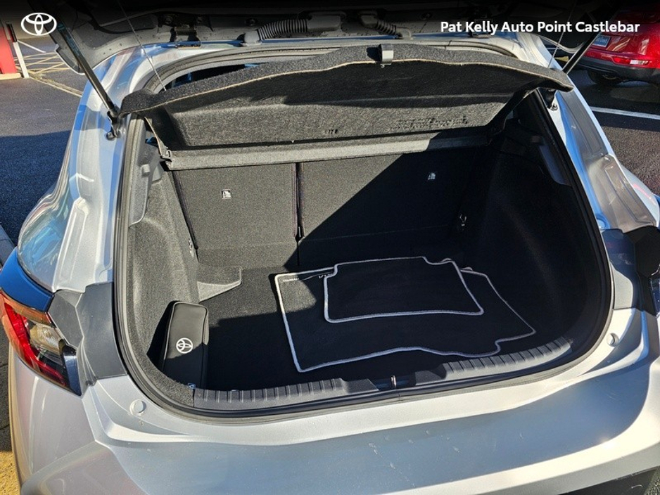 2024 Toyota Corolla COROLLA HYBRID LUNA H/B €29,900