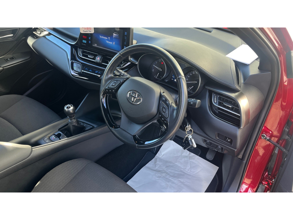 2019 Toyota C-HR - image 6