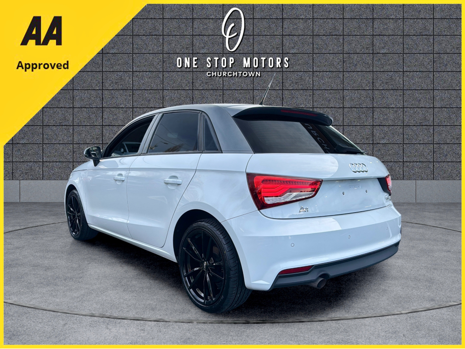 2016 Audi A1 - image 6