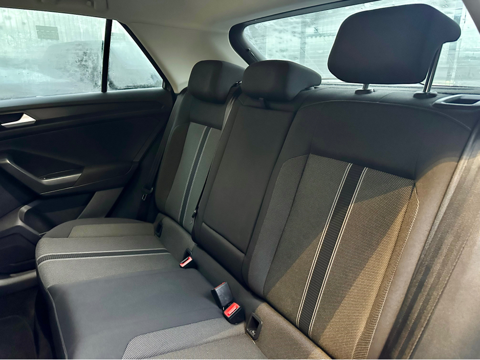 2019 Volkswagen T-Roc 1.0 TSI DESIGN 115PS €18,500