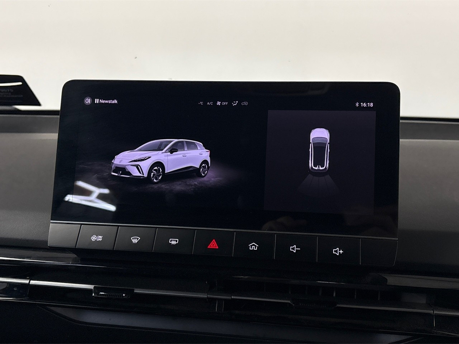 2023 MG 4 LR - EXCITE 64KWH**BLACK CLOTH SEATS**DRIVE MODES**ELECTRIC HANDBRAKE**MULTIFUNCTIONAL STEERING WHEEL**AIR CONDITIONING**TOUCH SCREEN MEDIA**APPLE CAR PLAY**CRUISE CONTROL**PARKING SENSORS** €20,995