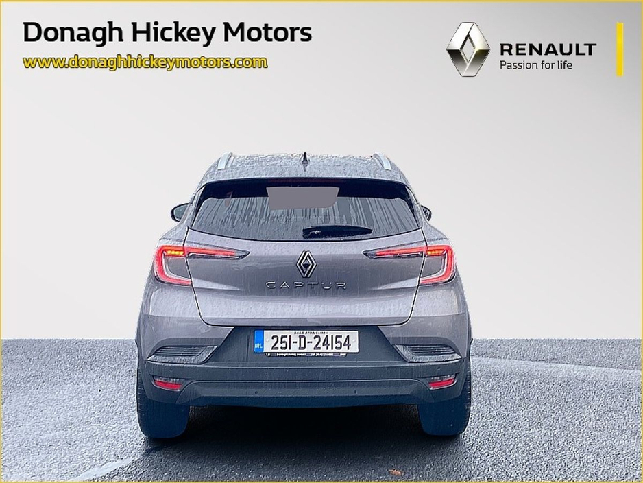 2025 Renault Captur TCe 90 Techno €29,900