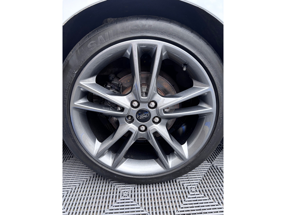 2018 Ford Mondeo - image 9