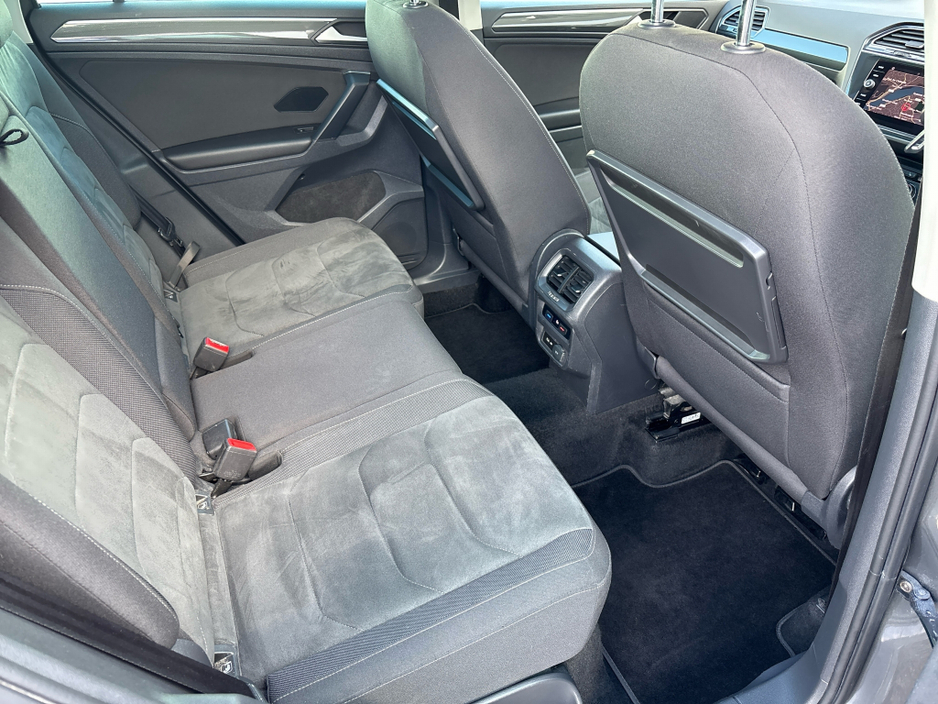 2019 Volkswagen Tiguan - image 13