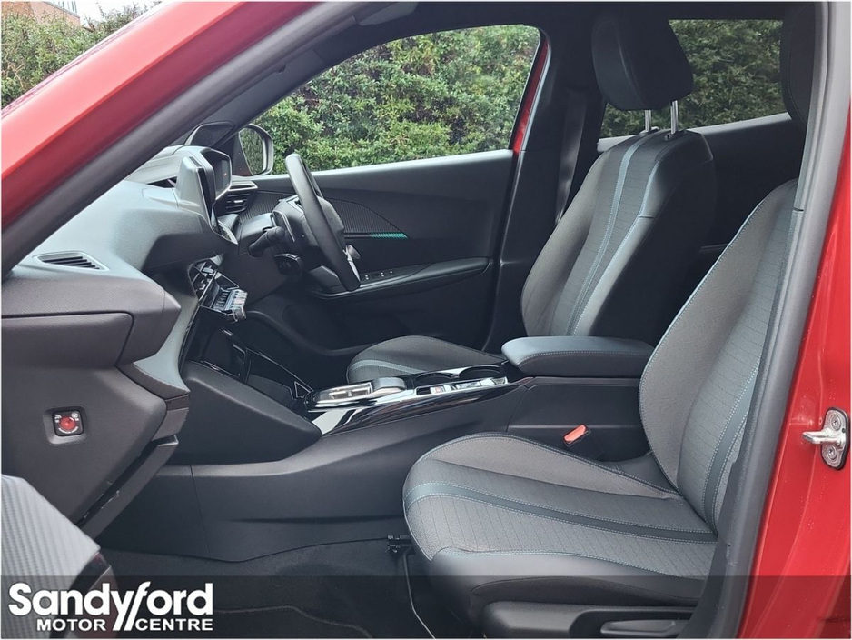 2023 Peugeot 2008 1.2 AUTOMATIC ALLURE Puretech*LOW KMS* €27,950