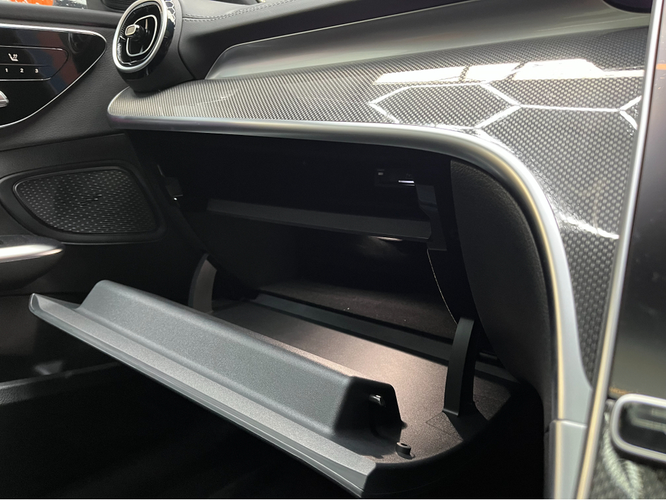 2024 Mercedes-Benz C Class 2024 MERCEDES-BENZ C350E SP 2.0 AUTOMATIC / CRUISE CONTROL / 360° PARKING CAMERA / ELECTRIC MEMORY HEATED REAR & FRONT SEATS / PADDLE SHIFTERS / PANORAMIC SUNROOF / AMBIENT LIGHTS / APPLE CARPLAY €54,950