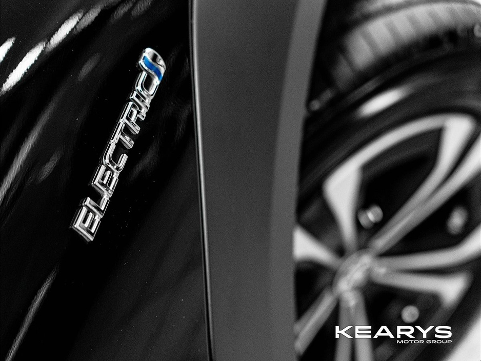 2023 Toyota bZ4X - image 19