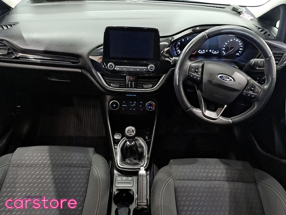 2020 Ford Fiesta - image 11