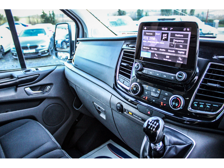 2022 Ford Transit Custom  €19,995