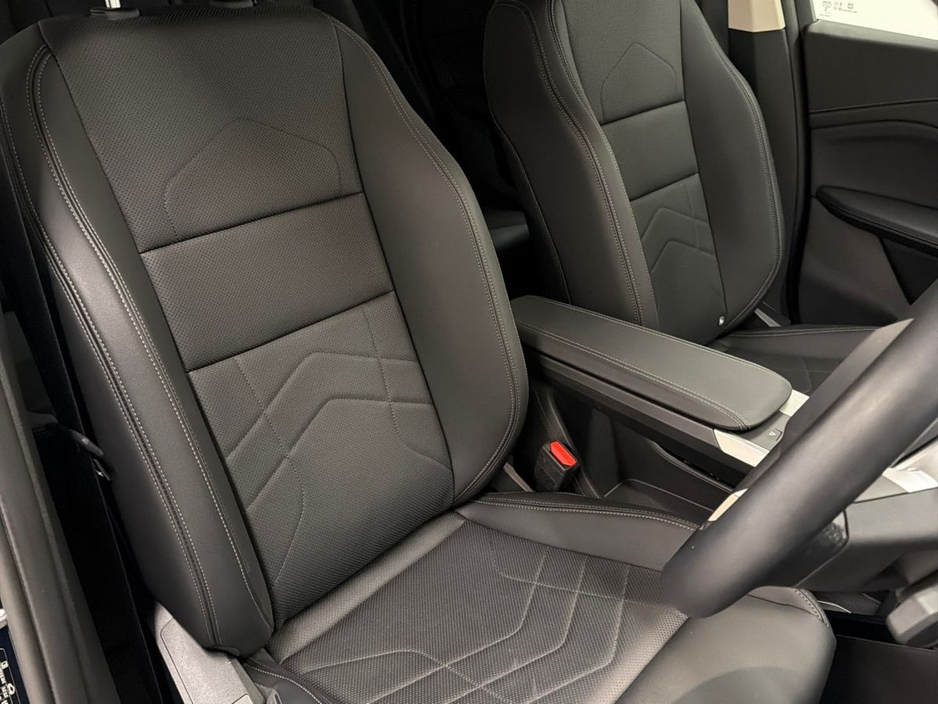 2025 BMW iX1 - image 12