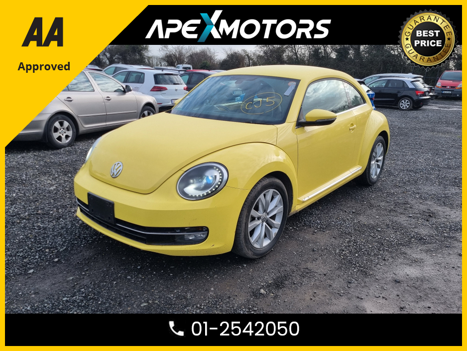2014 Volkswagen Beetle - image 3