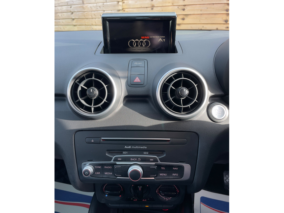 2016 Audi A1 - image 10