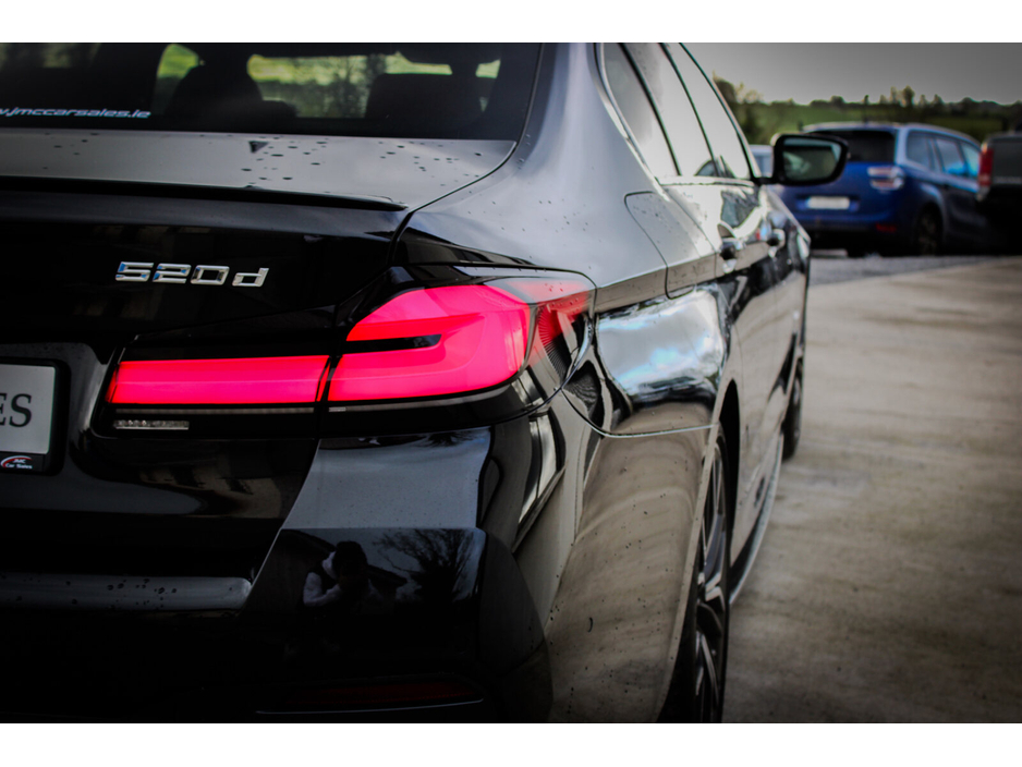 2021 BMW 5 Series 520d M Sport (MHT) €29,995