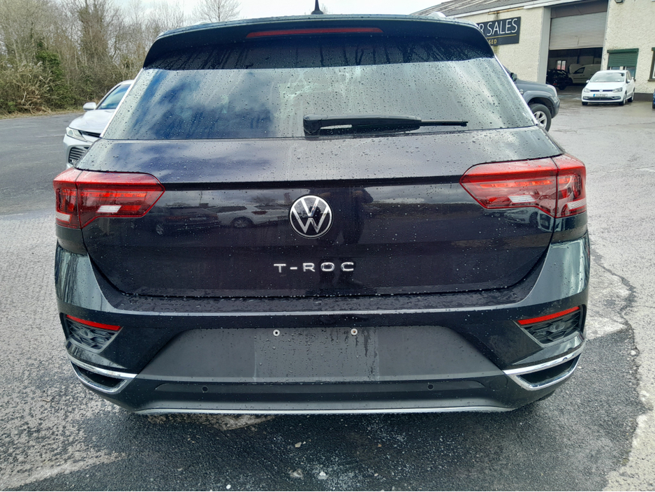 2022 Volkswagen T-Roc - image 6