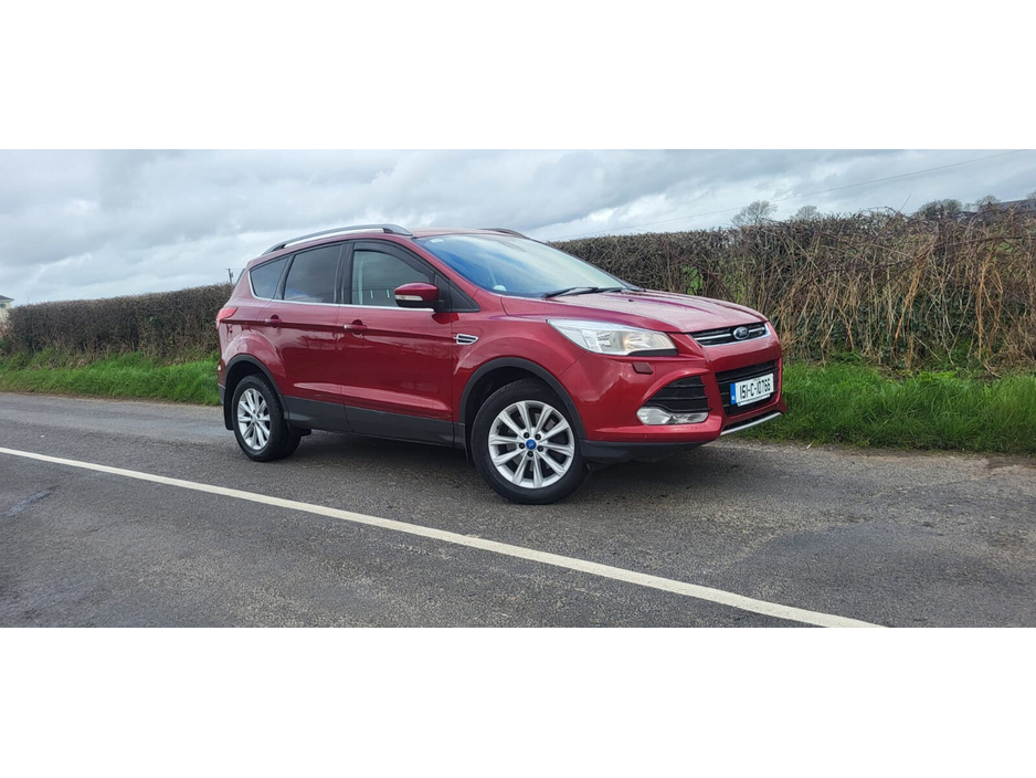 2015 Ford Kuga - image 3