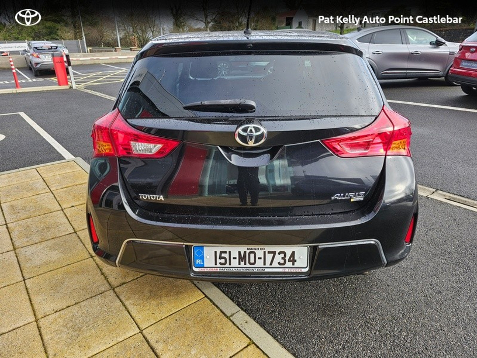 2015 Toyota Auris 1.33 5DR SOL 4DR €13,950