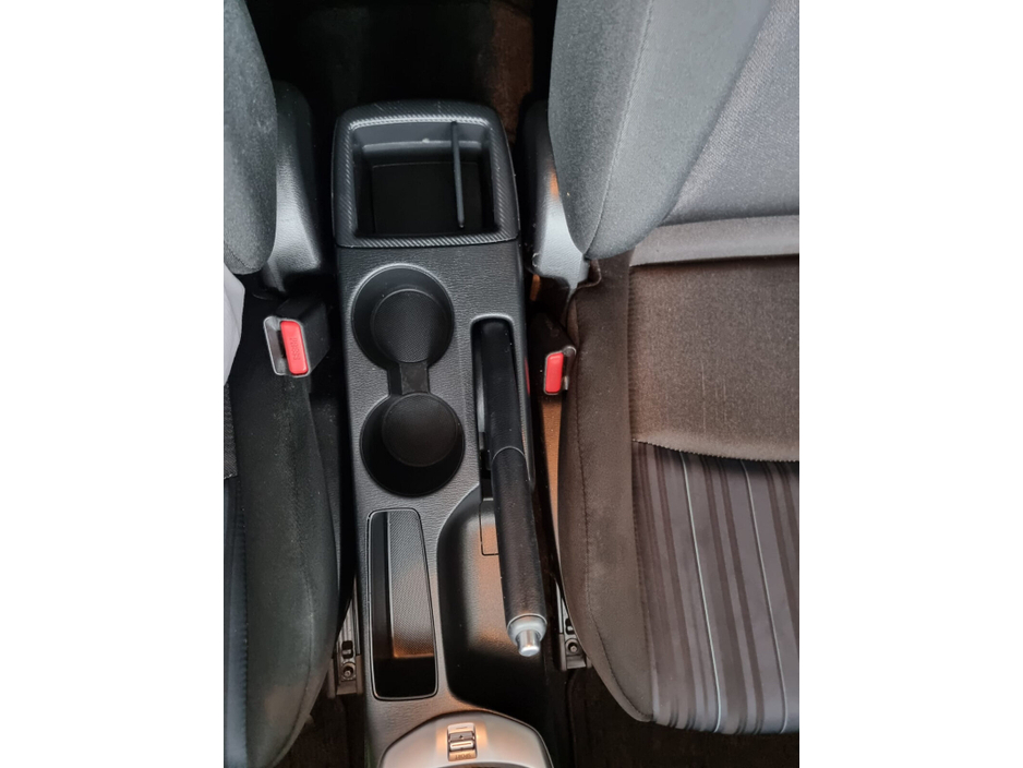 2016 Mazda Demio - image 15