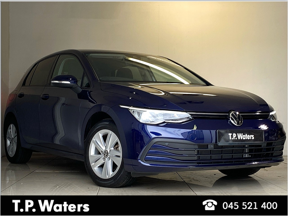 2022 Volkswagen Golf - image 4