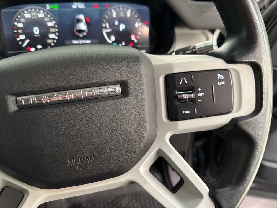 2021 Land Rover Defender - image 23
