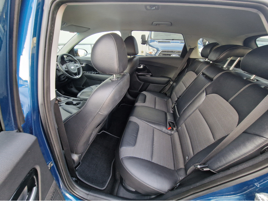 2019 Kia Niro - image 29