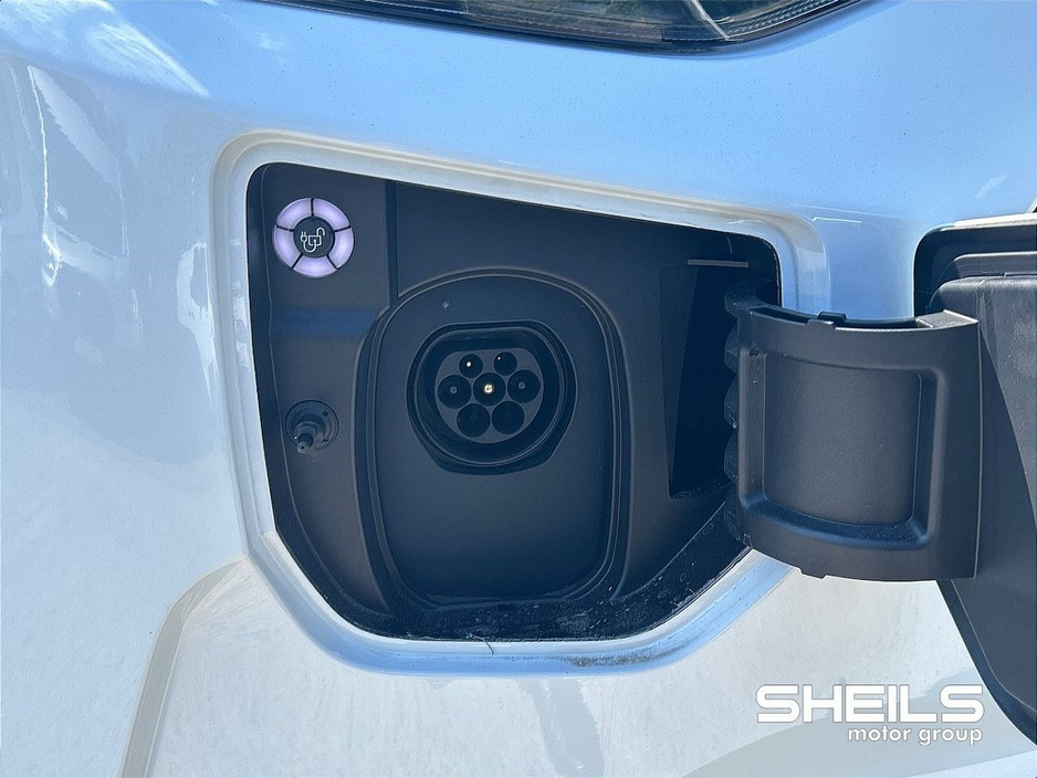 2025 Ford Transit Custom - image 19