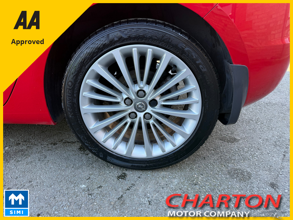 2016 Opel Astra - image 10