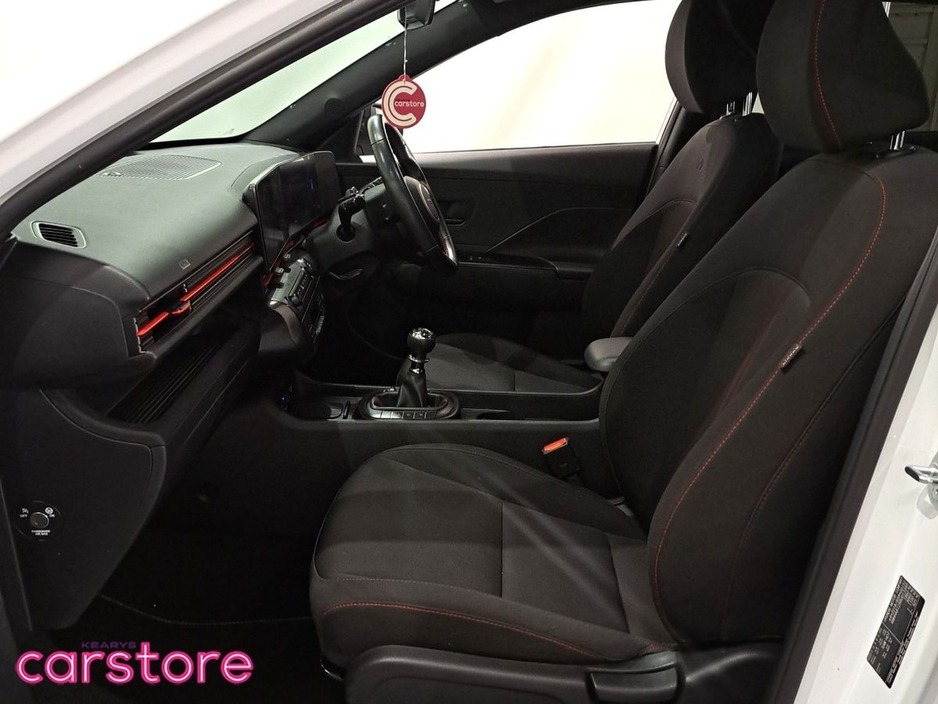 2023 Hyundai Kona - image 9