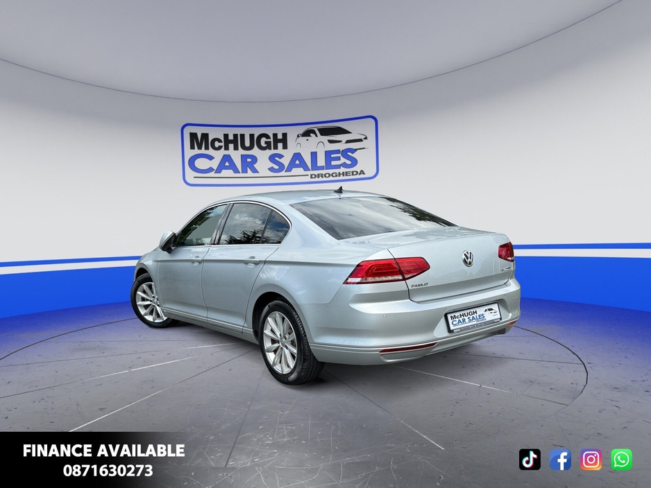 2016 Volkswagen Passat - image 10