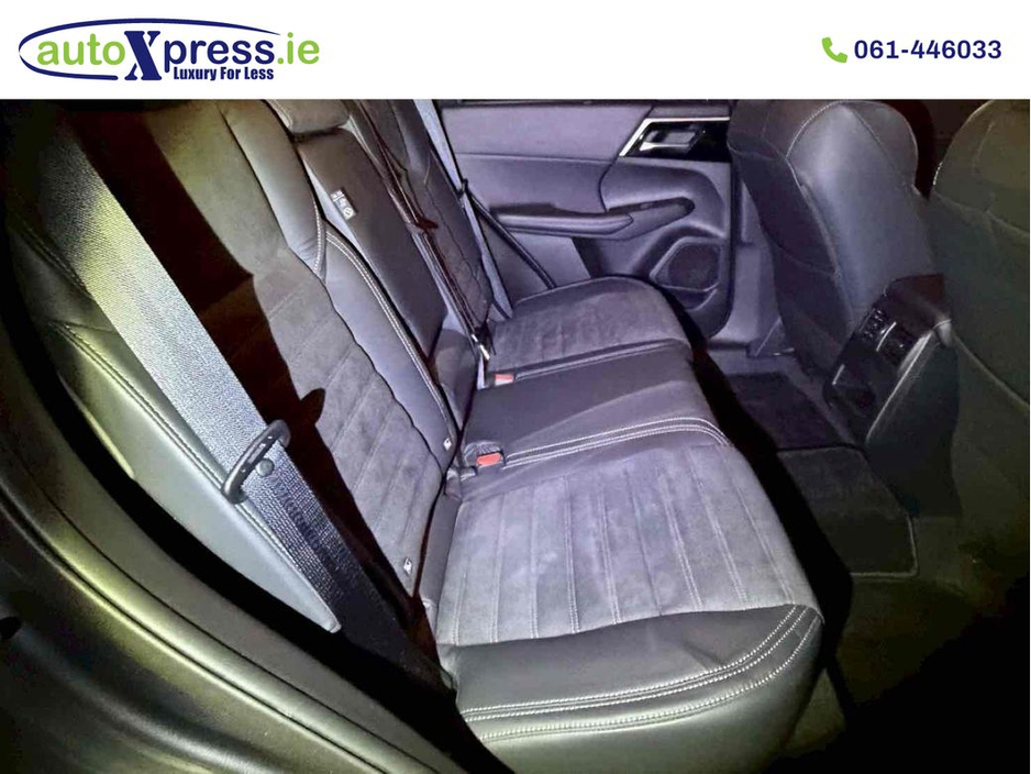 2022 Mitsubishi Outlander PHEV 4WD G , Reversing camera, Low mileage