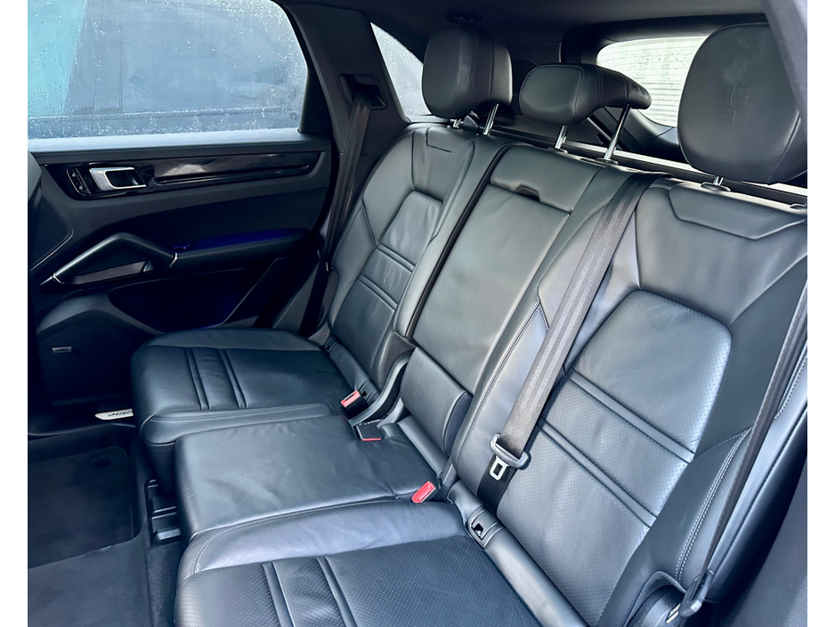 2021 Porsche Cayenne *N1 5 SEAT BUSINESS EDITION* V6 HYBRID 5DR AUTO