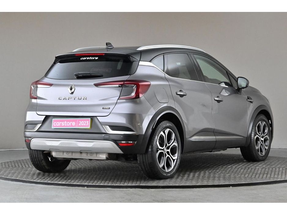 2023 Renault Captur - image 9