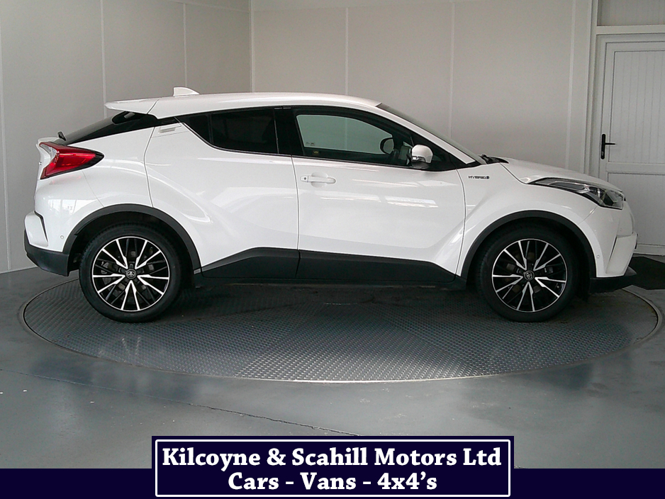 2017 Toyota C-HR - image 9