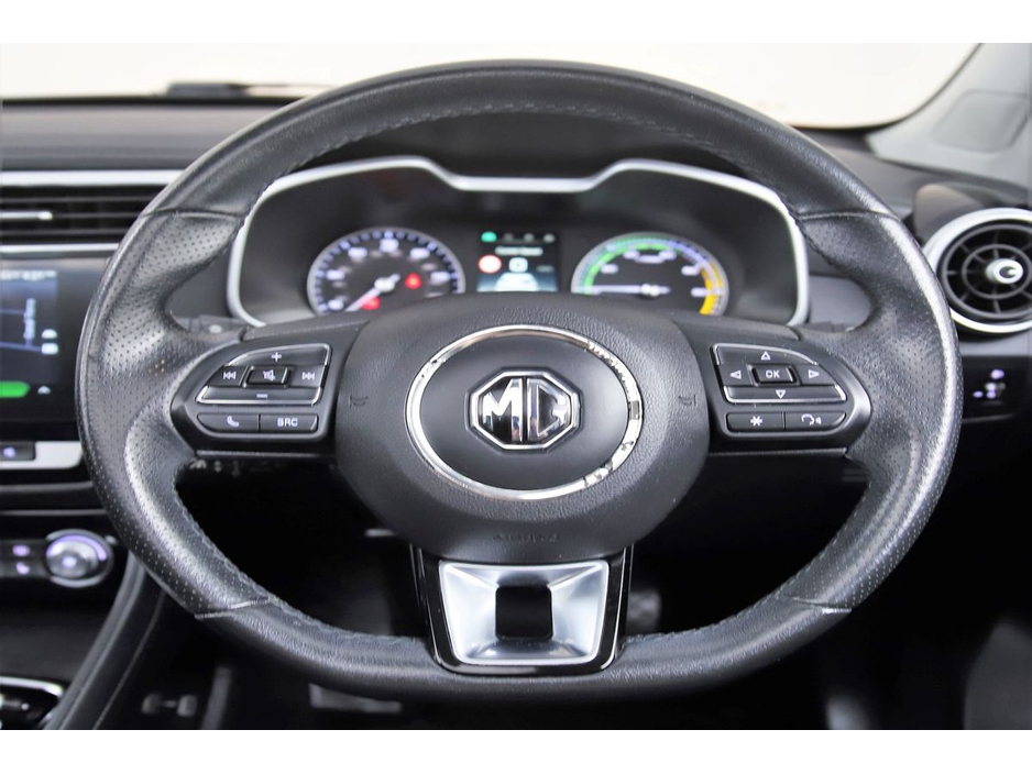 2021 MG ZS - image 16