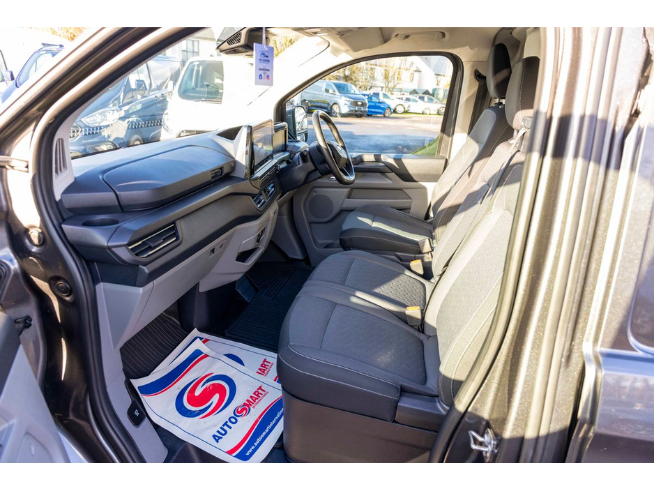 2024 Ford Transit Custom TRANSIT CUSTOM 320 L LIMIT 2.0 T €40,950
