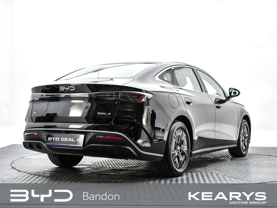 2026 BYD Seal 6 - image 3