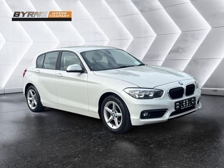 2017 BMW 1 Series - image 7