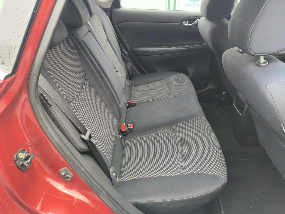 2016 Nissan Pulsar - image 12