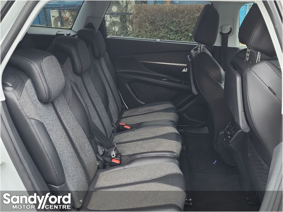 2018 Peugeot 5008 1.5 HDi AUTOMATIC ALLURE €19,950