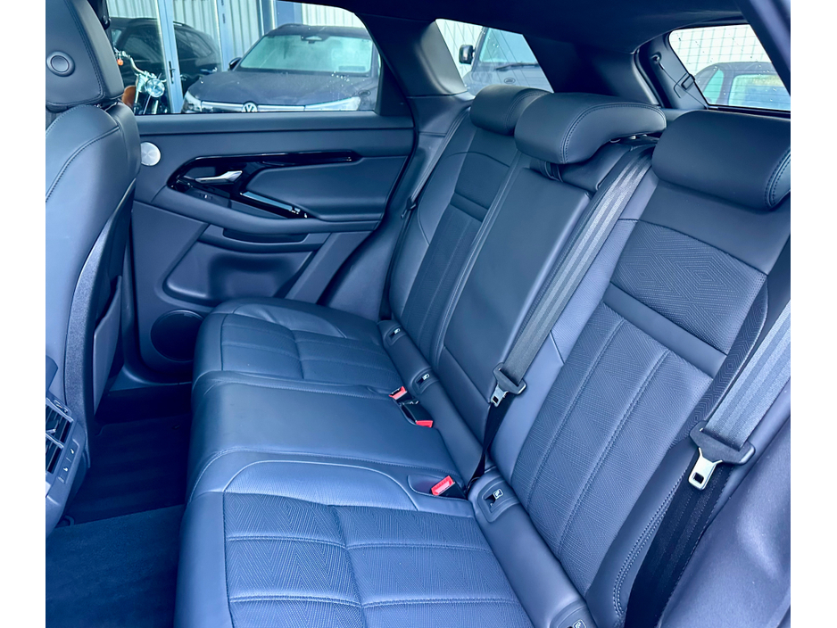 2025 Land Rover Range Rover Evoque AUTOBIOGRAPHY PANORAMIC ROOF