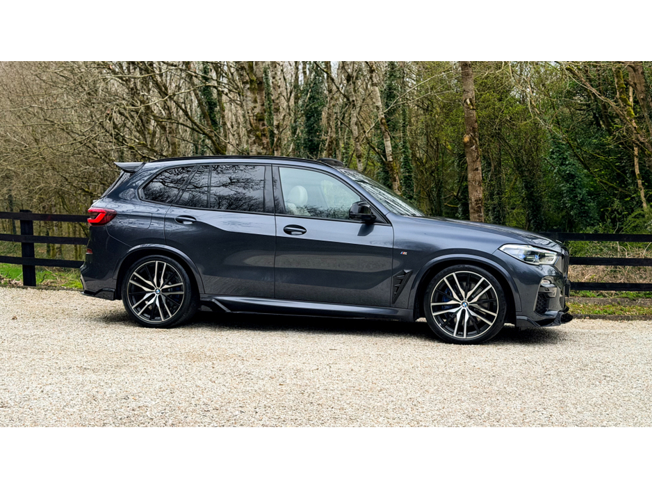 2021 BMW X5 - image 10