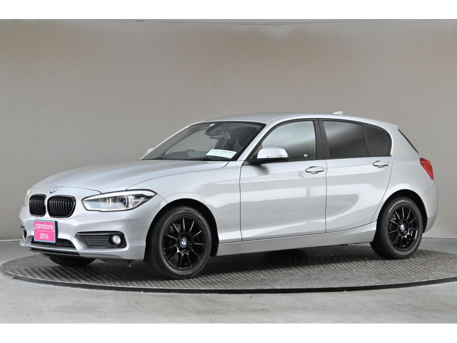 2016 BMW 1 Series - image 4