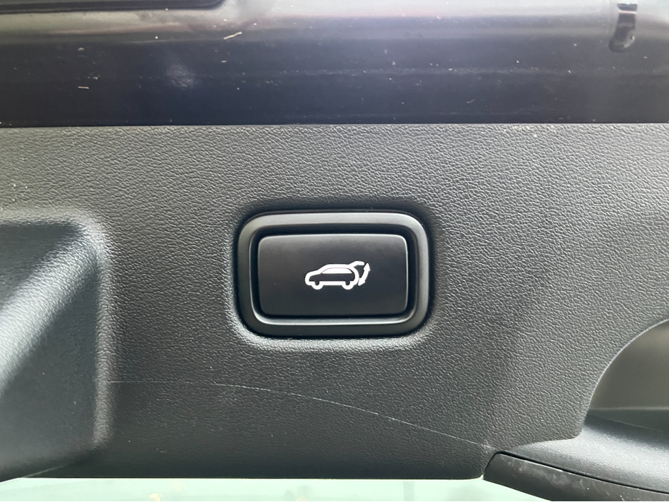 2025 Kia EV6 GT ELECTRIC //575BHP//MASSIVE SPEC//RARE//360 PARKING CAMERAS//MERIDIAN SOUND//HALF LEATHER HEATED BUCKET SEATS// €53,950