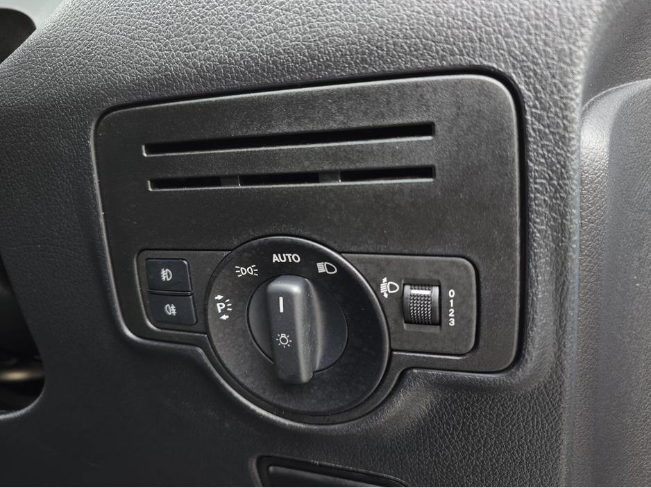 2021 Mercedes-Benz Vito Long Wheel Base Van 1.7 Diesel Engine 2021 (211) €18,450