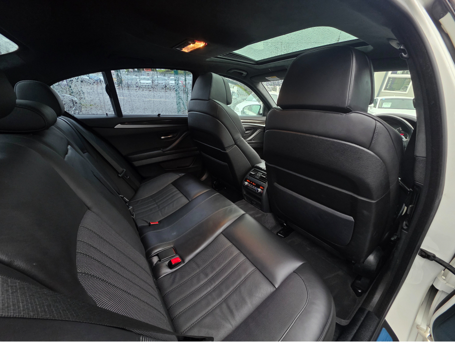 2012 BMW M5 F10 4.4 TWIN TURBO V8 AUTOMATIC