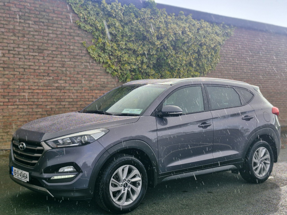 2016 Hyundai Tucson - image 12