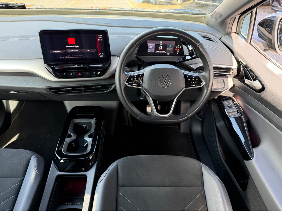 2023 Volkswagen ID.4 - image 15