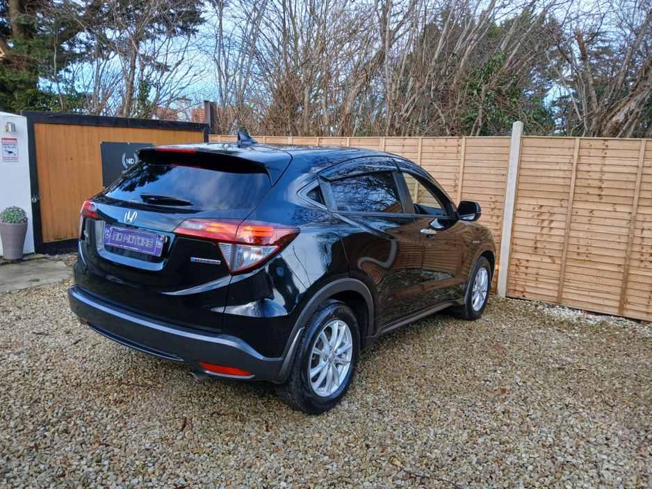 2017 Honda Vezel 1.5 Hybrid Automatic €16,450