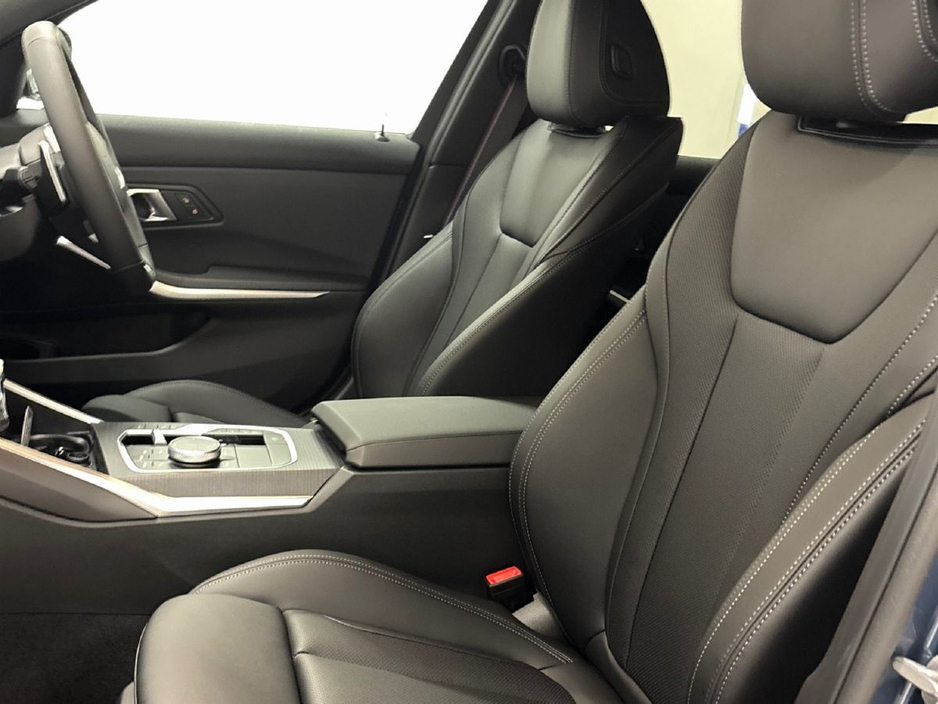 2026 BMW 3 Series - image 6